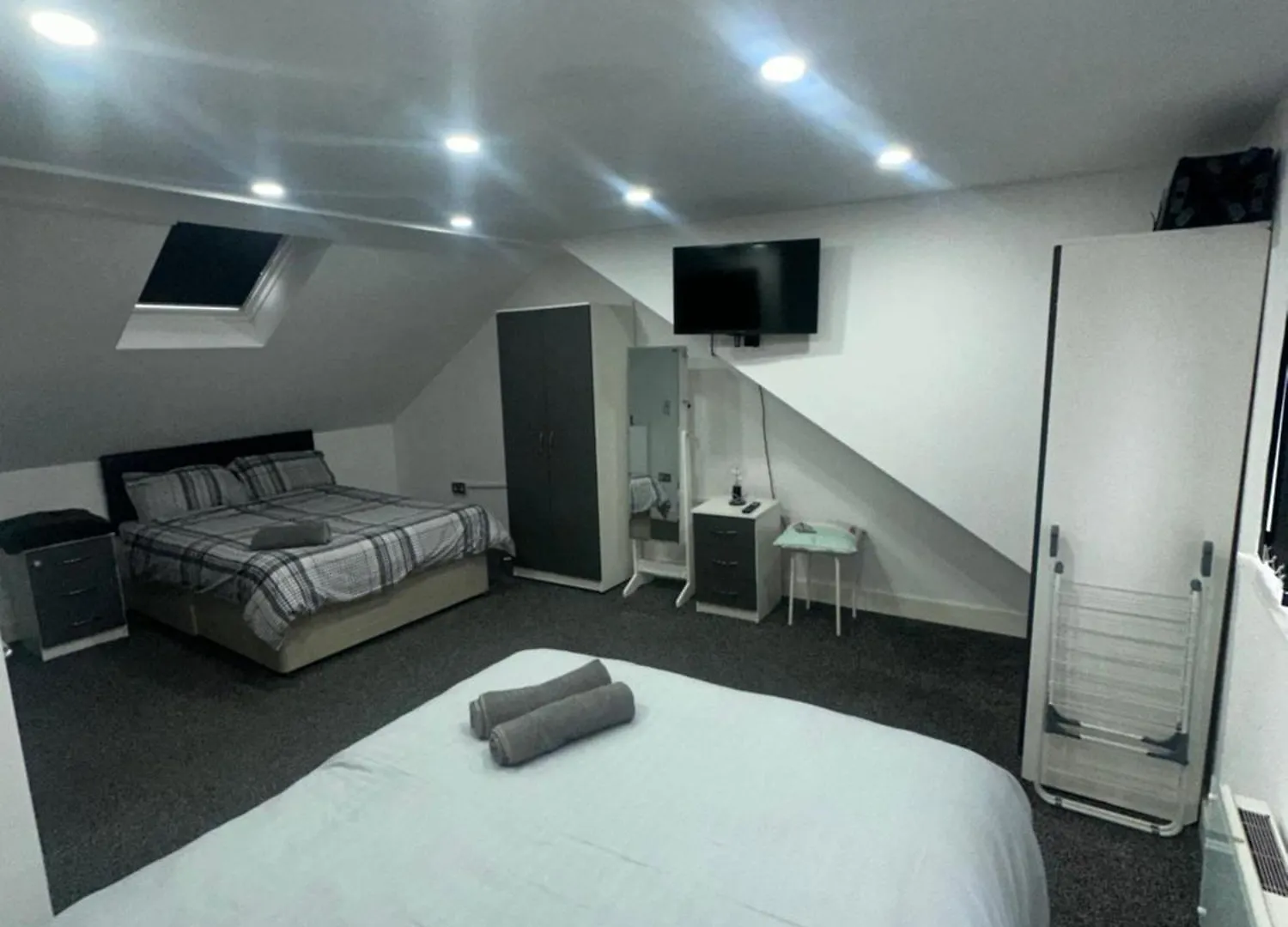 2 Bedroom Flat In Cardiff Wales 아파트